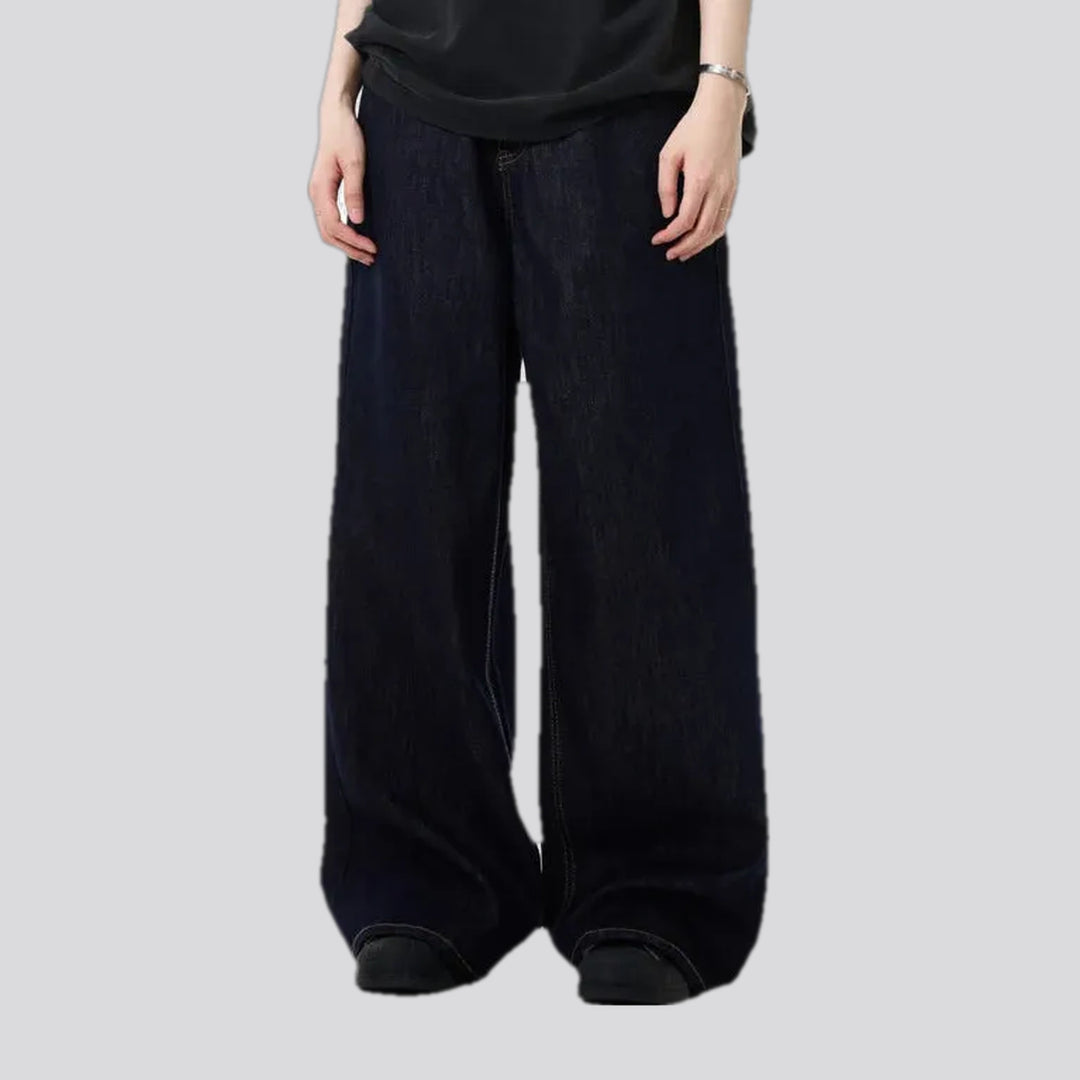 Dark fashion men's jeans